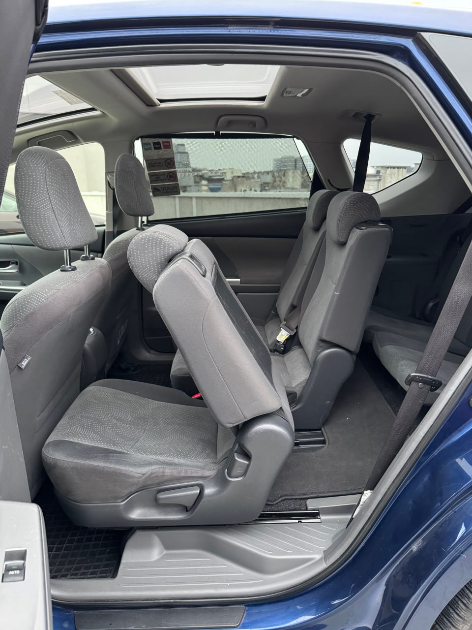 Toyota Prius Plus